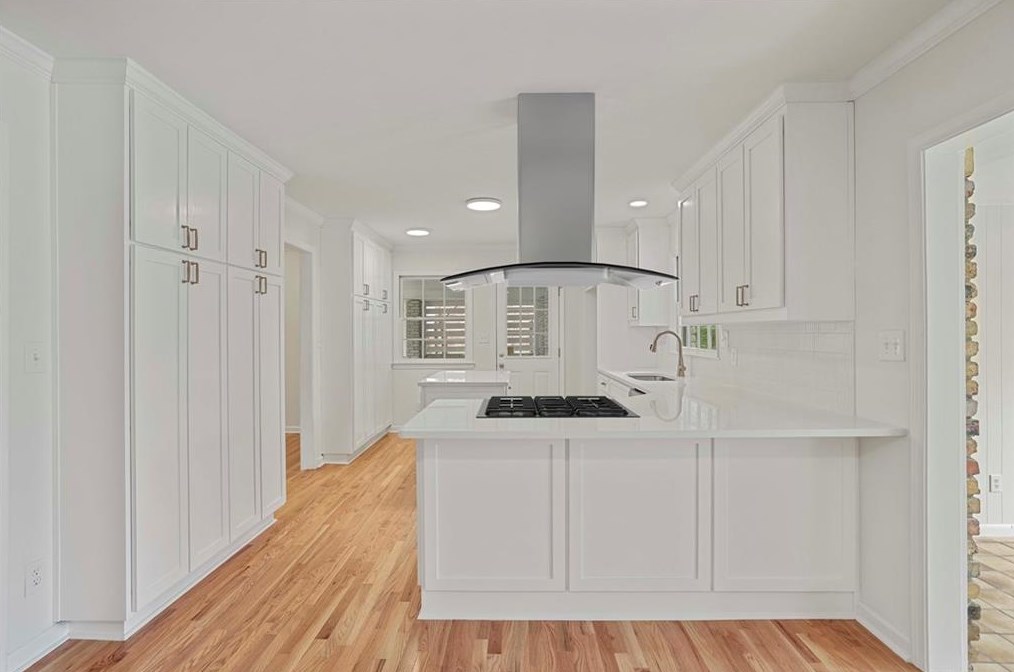 2889 Bonanza Dr, Decatur GA  30033-1509 exterior