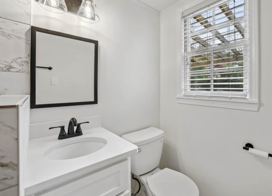 2889 Bonanza Dr, Decatur GA  30033-1509 exterior