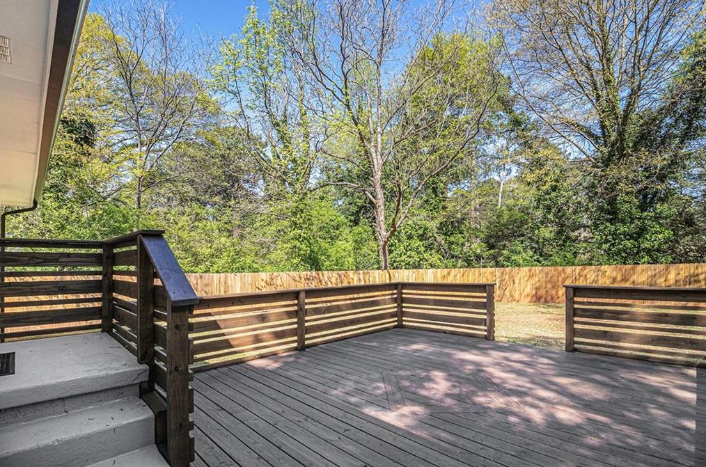 1902 Derrill Dr, Decatur GA  30032-7003 exterior