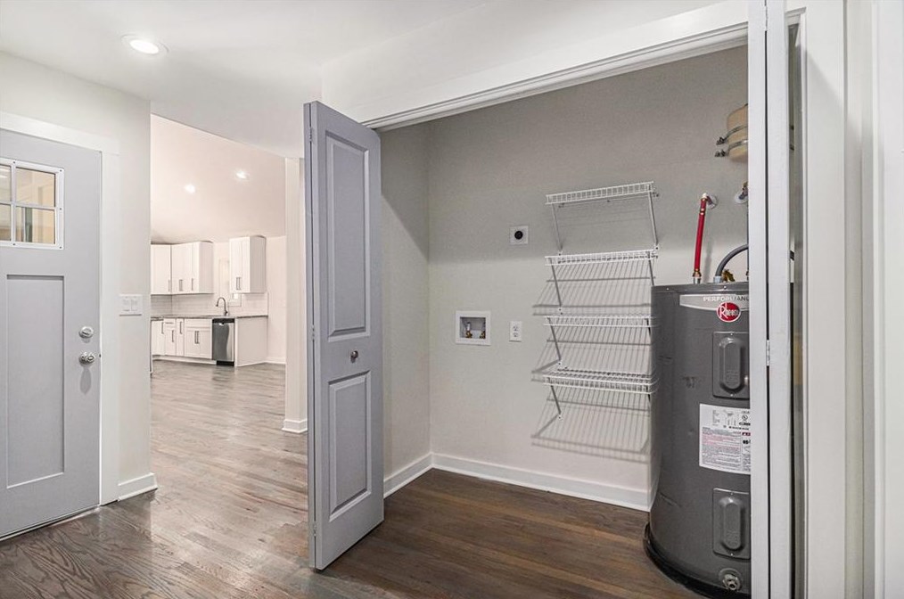 1902 Derrill Dr, Decatur GA  30032-7003 exterior