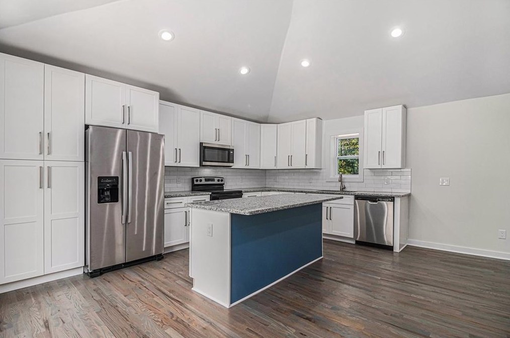 1902 Derrill Dr, Decatur GA  30032-7003 exterior