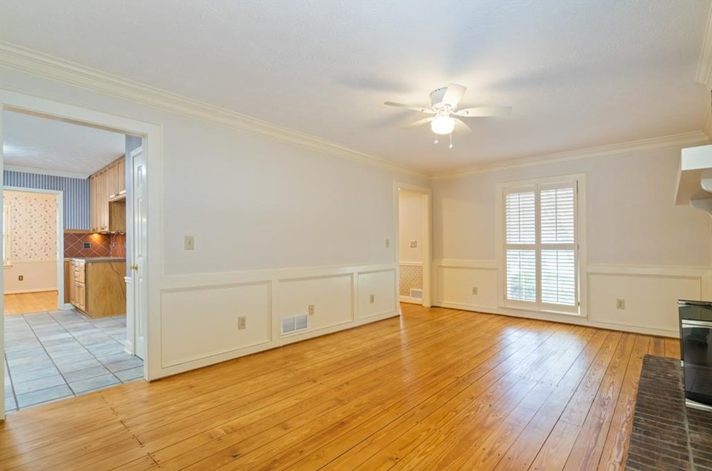 528 Hilldale Dr, Decatur GA  30030-3828 exterior