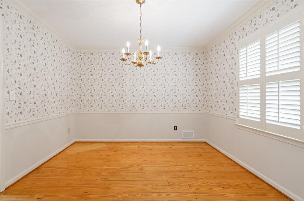 528 Hilldale Dr, Decatur GA  30030-3828 exterior