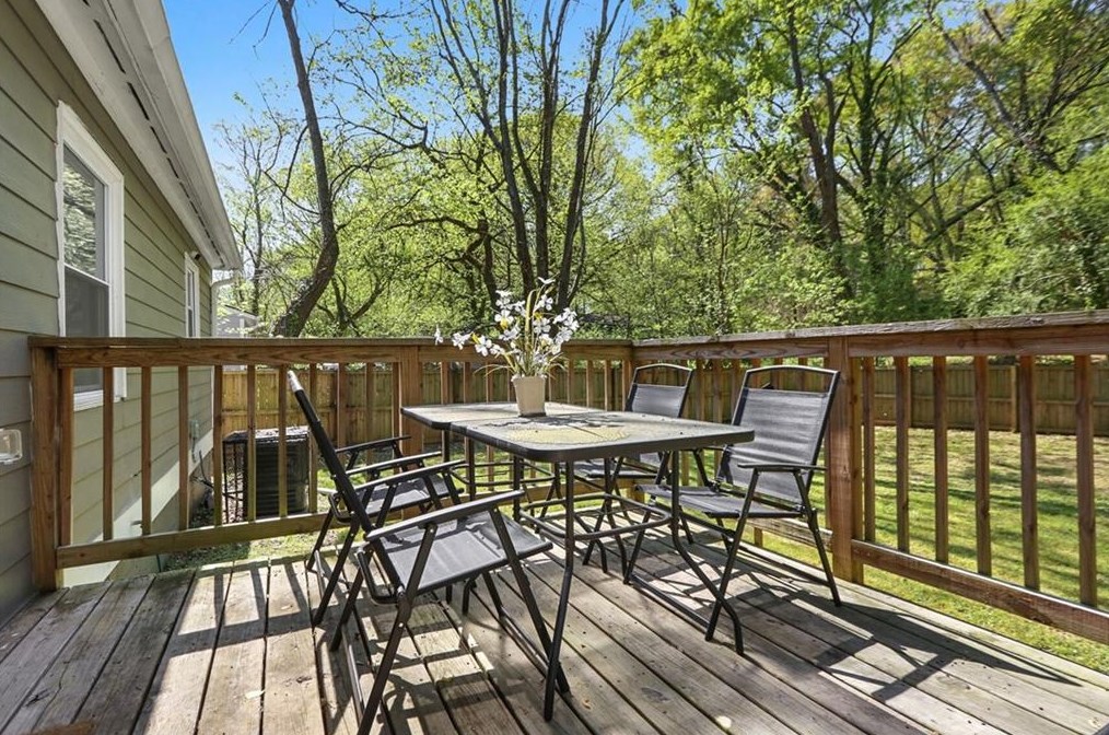 1314 Redford Dr, Atlanta GA  30315-8635 exterior