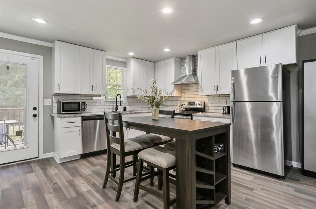 1314 Redford Dr, Atlanta GA  30315-8635 exterior