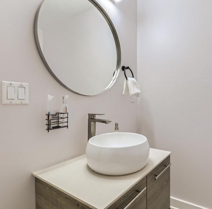 2083 Glendale Dr, Decatur GA  30032-5807 exterior