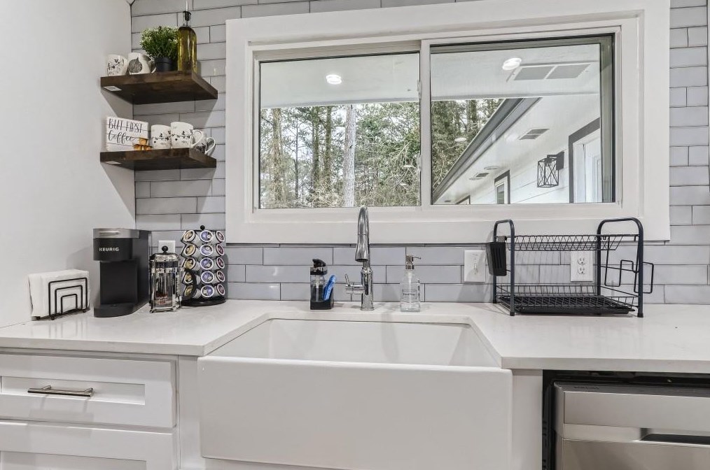 2083 Glendale Dr, Decatur GA  30032-5807 exterior