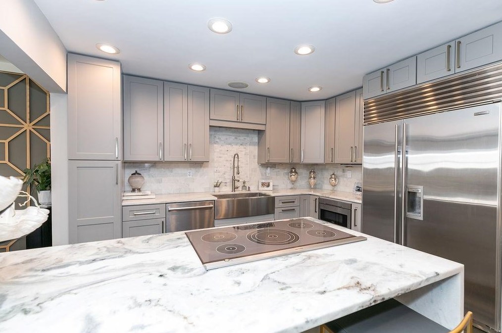 1538 Deerwood Dr, Decatur GA  30030-4516 exterior