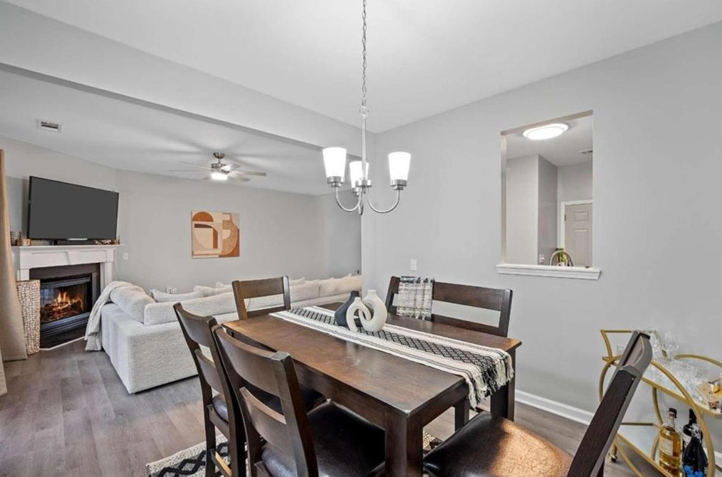 3294 Sheffield Cir, Decatur GA  30032-5976 exterior