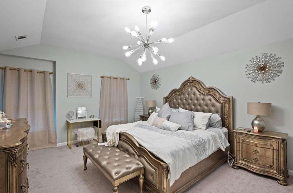 3294 Sheffield Cir, Decatur GA  30032-5976 exterior