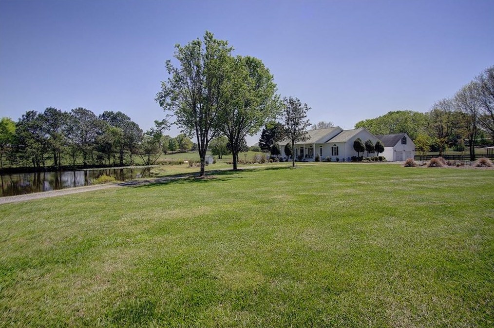 167 Mccreary Rd, Calhoun GA  30701-4417 exterior