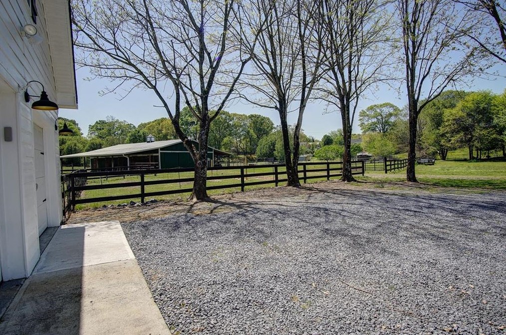 167 Mccreary Rd, Calhoun GA  30701-4417 exterior