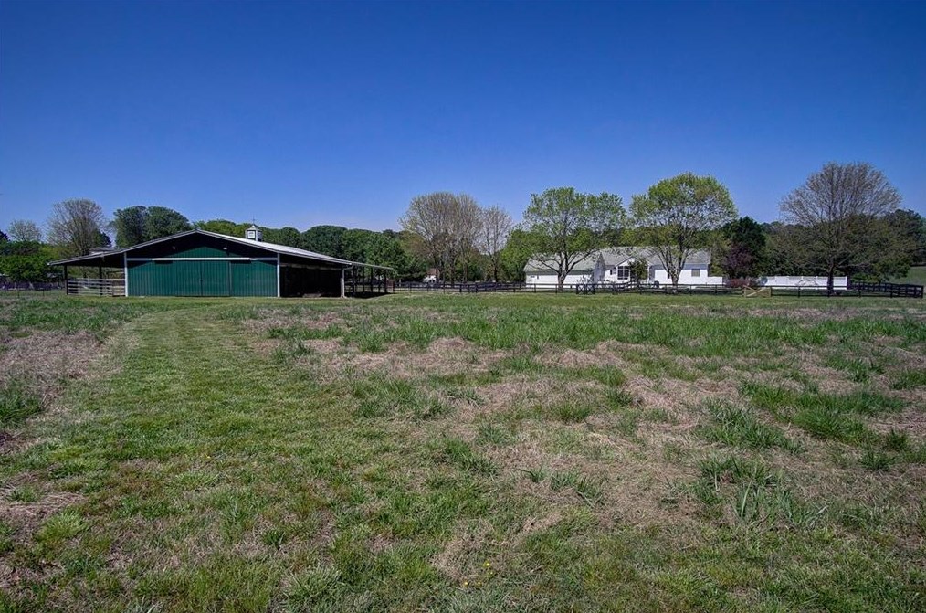 167 Mccreary Rd, Calhoun GA  30701-4417 exterior