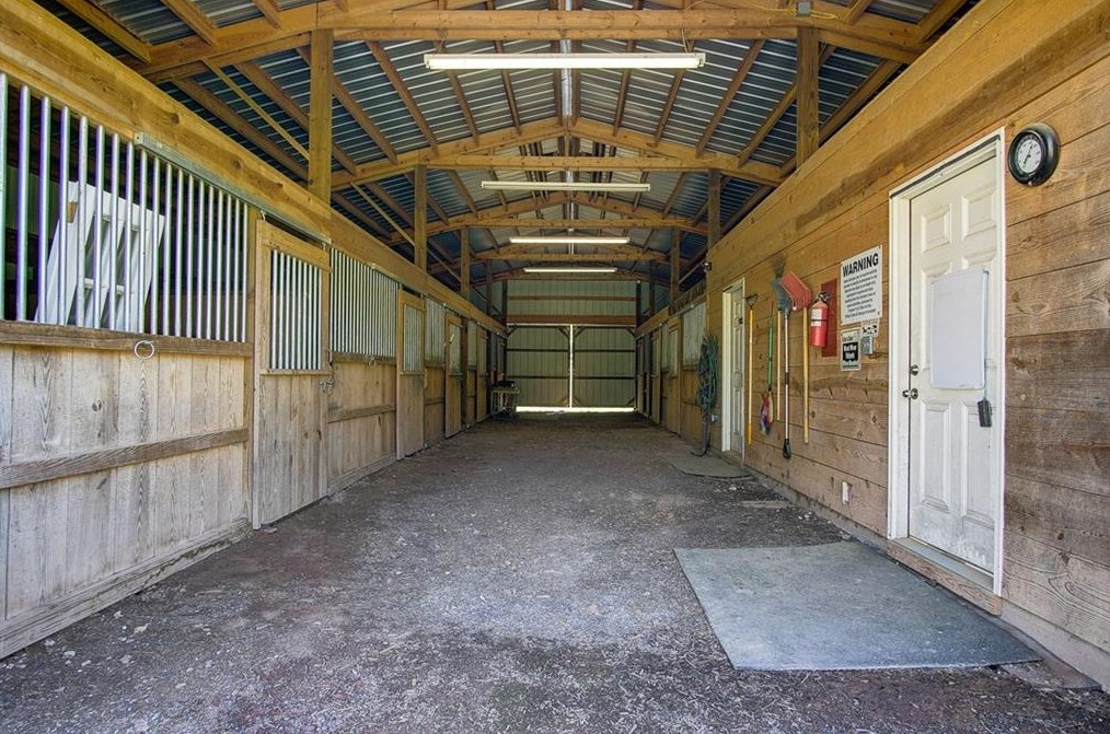 167 Mccreary Rd, Calhoun GA  30701-4417 exterior