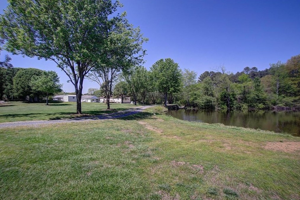 167 Mccreary Rd, Calhoun GA  30701-4417 exterior