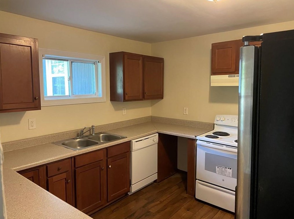 1374 Dennis Dr, Decatur GA  30032-3118 exterior