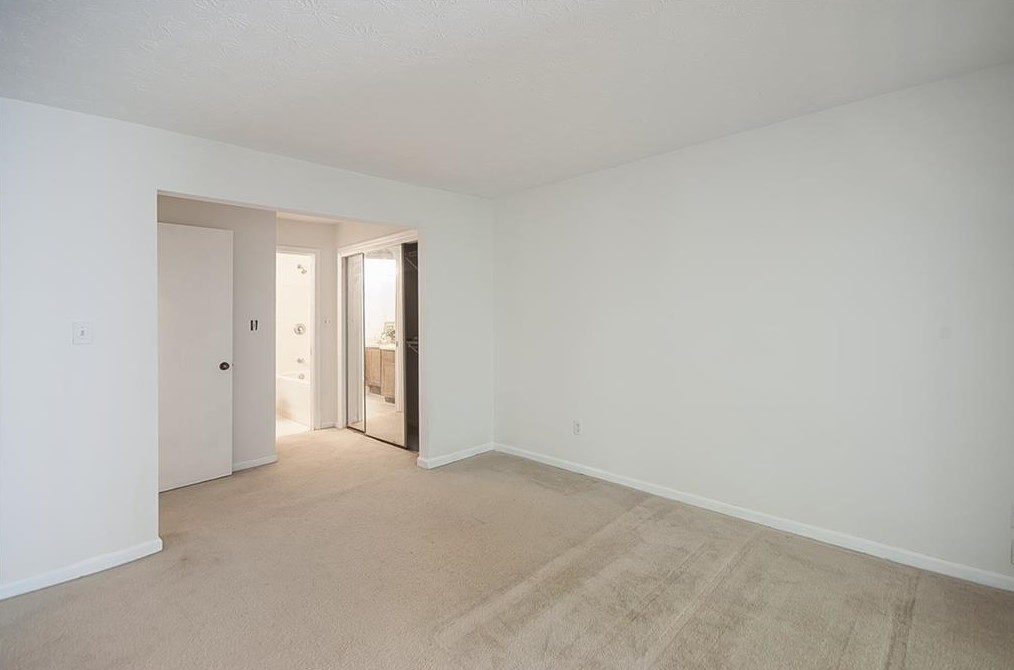 2035 Brian Way, Decatur GA  30033-3824 exterior