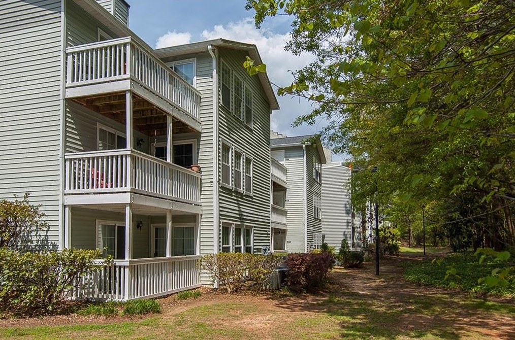 2035 Brian Way, Decatur GA  30033-3824 exterior