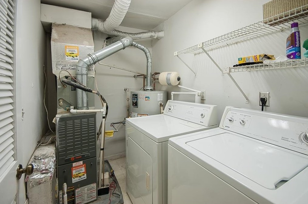 2035 Brian Way, Decatur GA  30033-3824 exterior