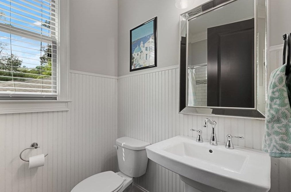 3256 Lavista Rd, Decatur GA  30033-1421 exterior