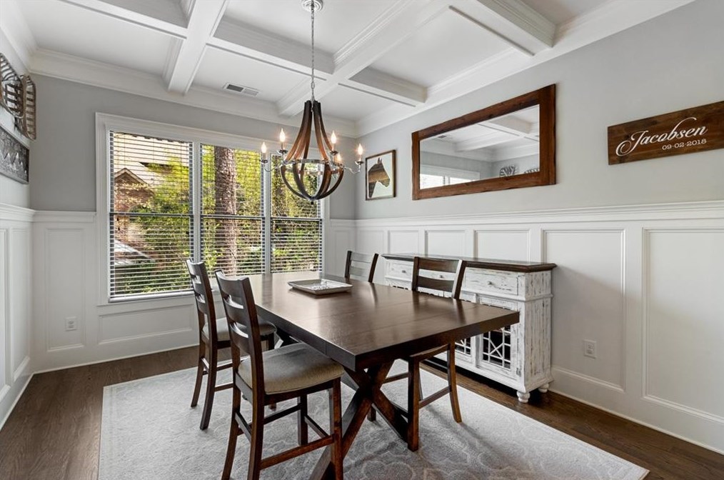 3256 Lavista Rd, Decatur GA  30033-1421 exterior