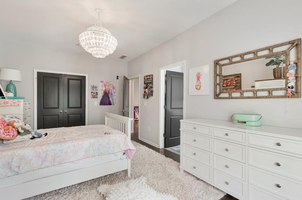 3256 Lavista Rd, Decatur GA  30033-1421 exterior