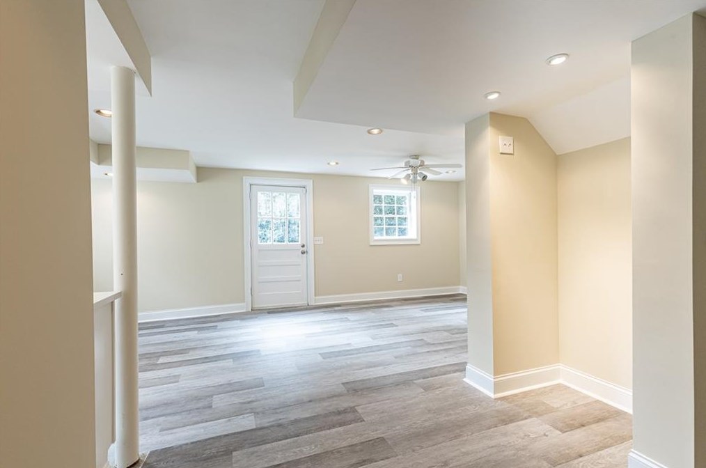 4297 Woodland Brook Dr, Atlanta GA  30339-4722 exterior