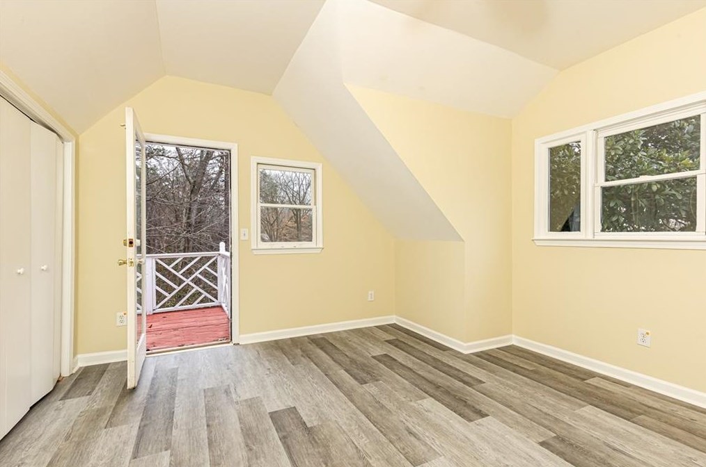 4297 Woodland Brook Dr, Atlanta GA  30339-4722 exterior