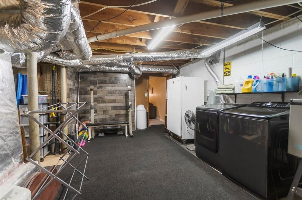 3170 Sprucewood Dr, Decatur GA  30033-2506 exterior