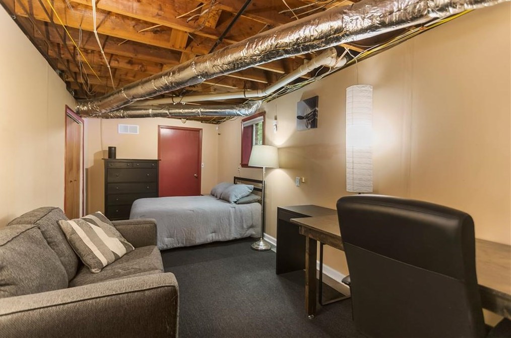 3170 Sprucewood Dr, Decatur GA  30033-2506 exterior