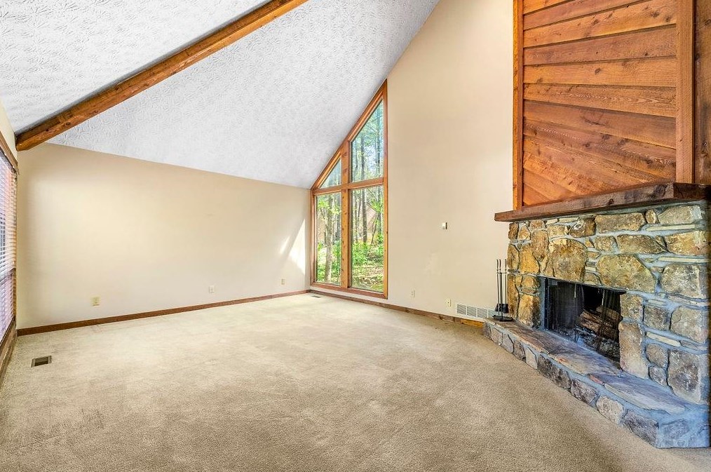 4201 Charleston Trl, Smyrna GA  30080-6427 exterior