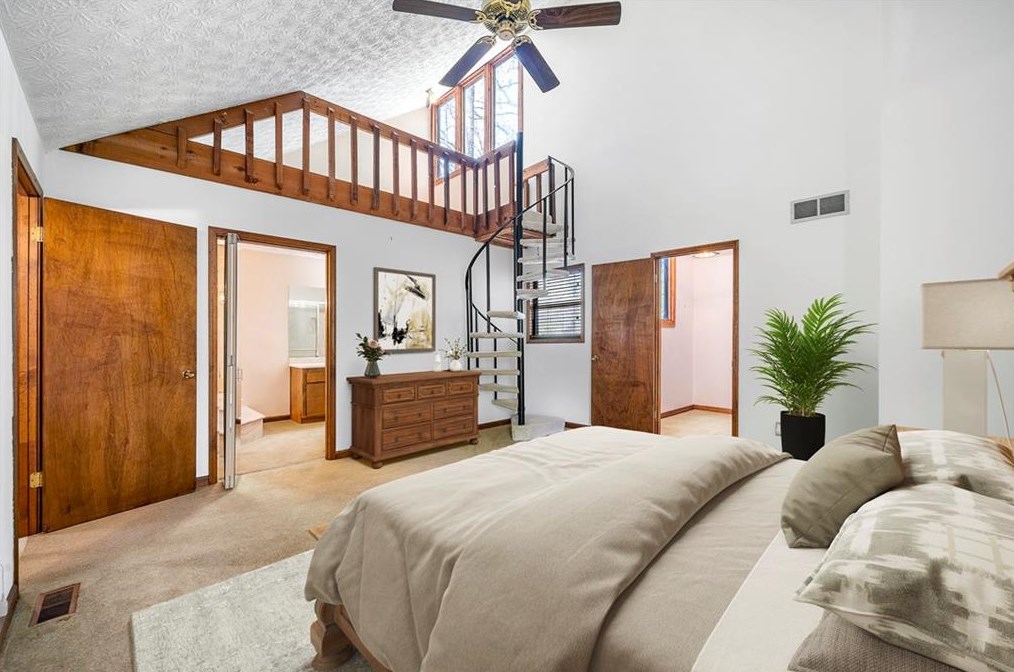 4201 Charleston Trl, Smyrna GA  30080-6427 exterior