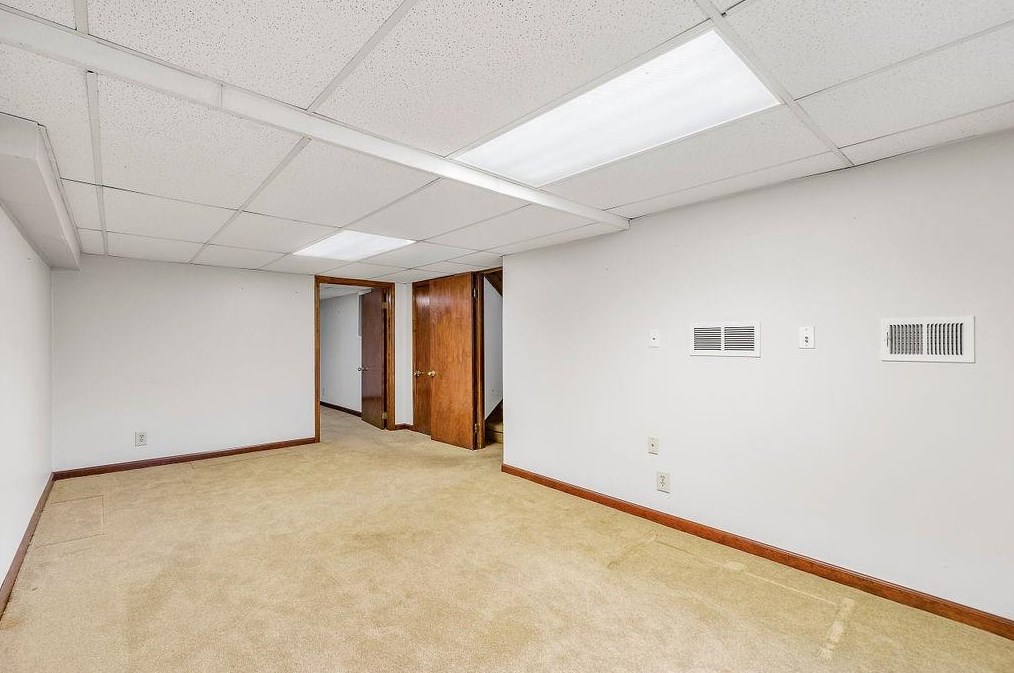 4201 Charleston Trl, Smyrna GA  30080-6427 exterior