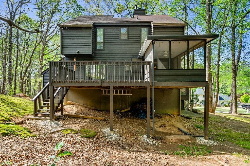 4201 Charleston Trl, Smyrna GA  30080-6427 exterior