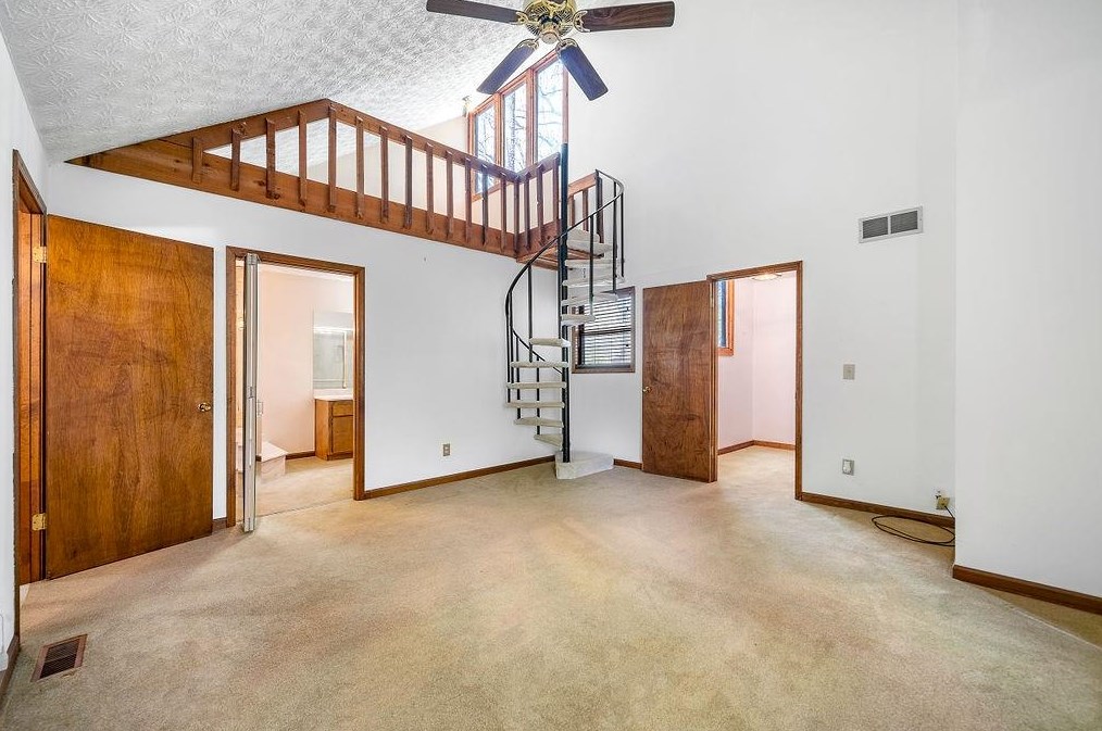 4201 Charleston Trl, Smyrna GA  30080-6427 exterior