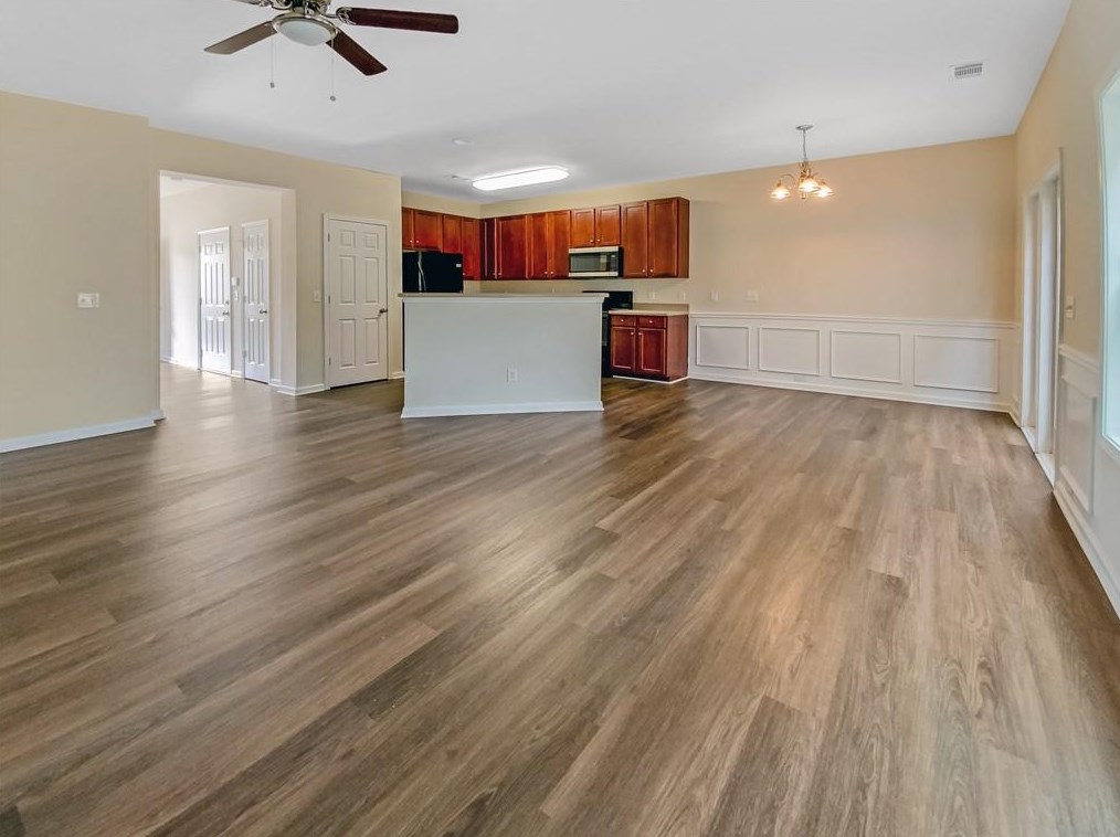 3940 Princeton Lakes Way, Atlanta GA  30331-5595 exterior