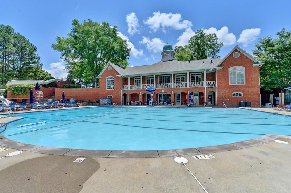 410 Overhill Bnd, Alpharetta GA  30005-8974 exterior