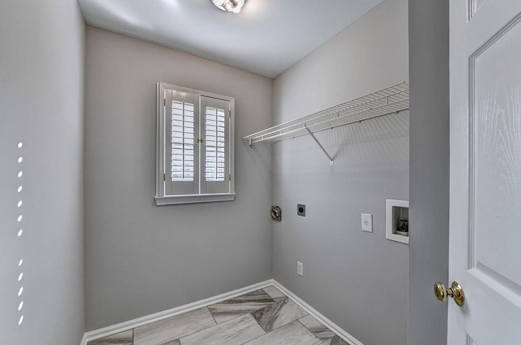 410 Overhill Bnd, Alpharetta GA  30005-8974 exterior