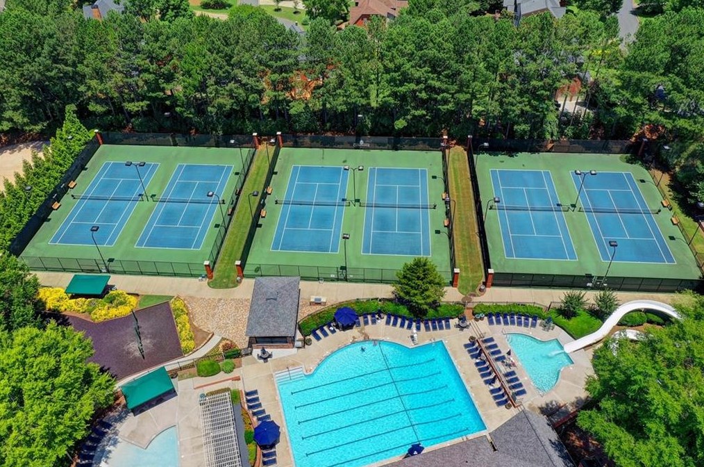 410 Overhill Bnd, Alpharetta GA  30005-8974 exterior