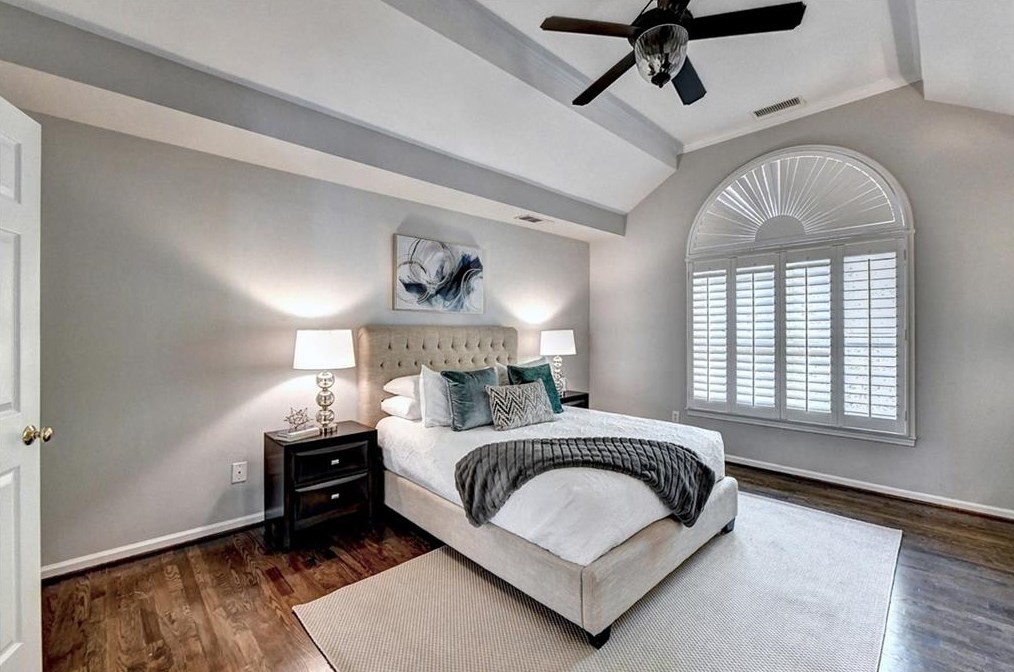 410 Overhill Bnd, Alpharetta GA  30005-8974 exterior