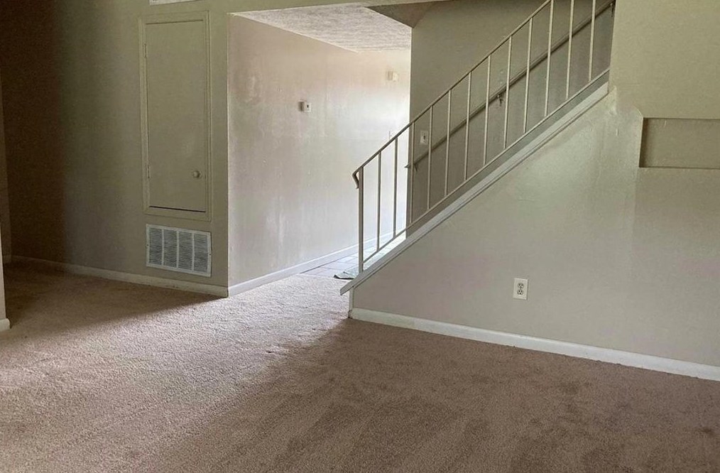 3254 Strawberry Ln, Decatur GA  30034-4138 exterior