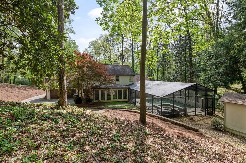 4384 Whitewater Creek Rd, Atlanta GA  30327-3958 exterior