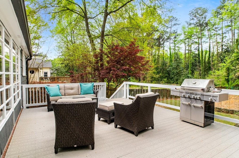 3202 Dunn St, Smyrna GA  30080-4416 exterior