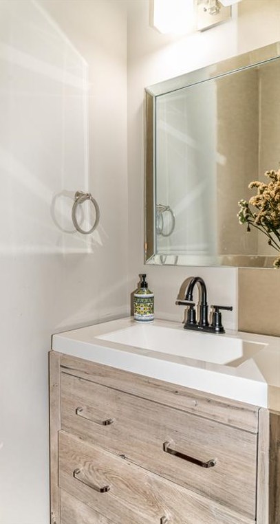 1587 Reserve Cir, Decatur GA  30033-1538 exterior