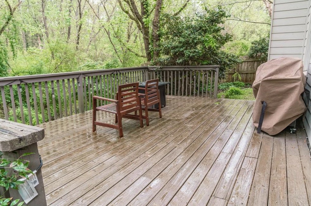 1587 Reserve Cir, Decatur GA  30033-1538 exterior