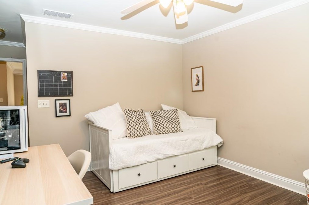 1587 Reserve Cir, Decatur GA  30033-1538 exterior