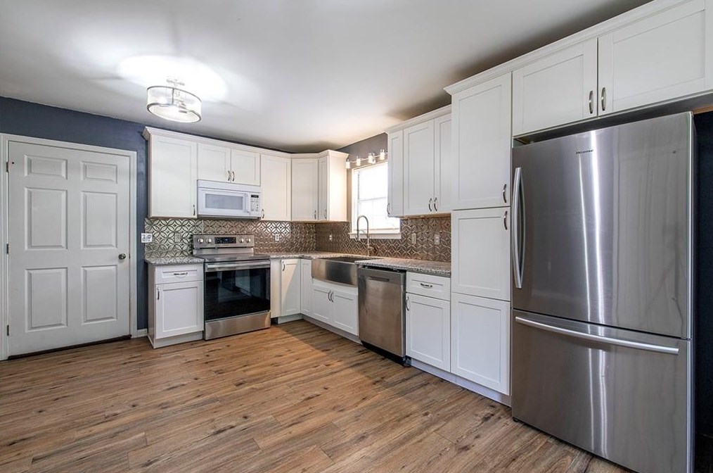 129 Northview Dr, Calhoun GA  30701-8520 exterior