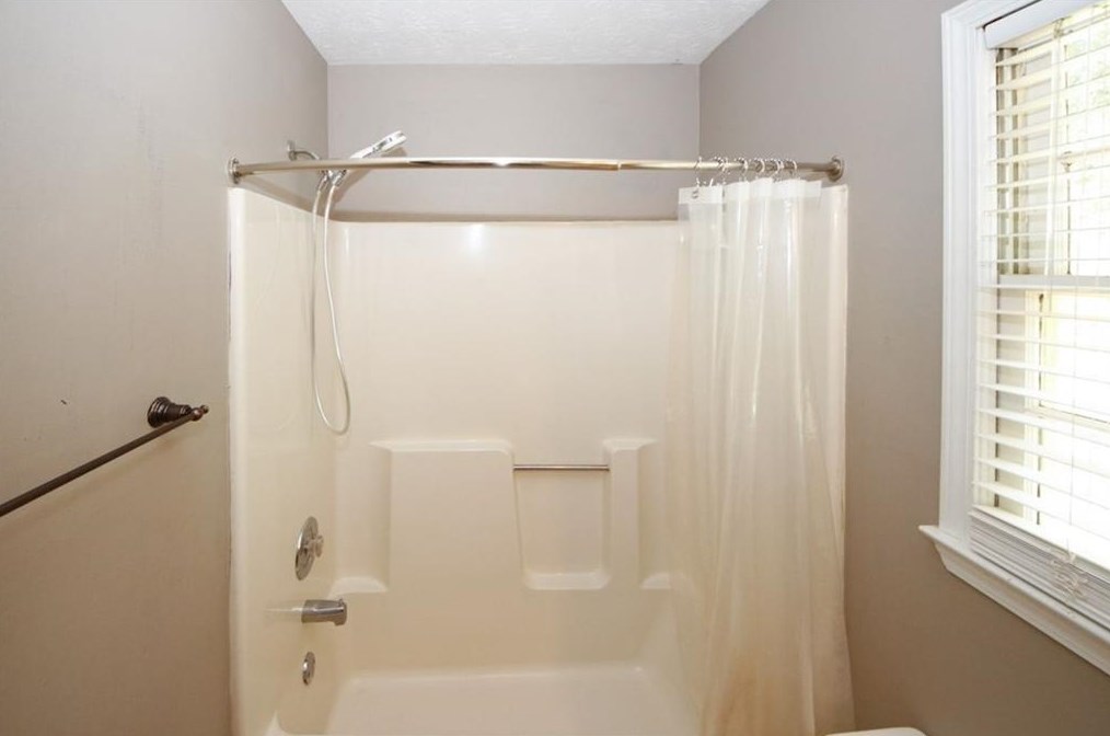 419 Indian Hills Dr, Dallas GA  30157-0628 exterior