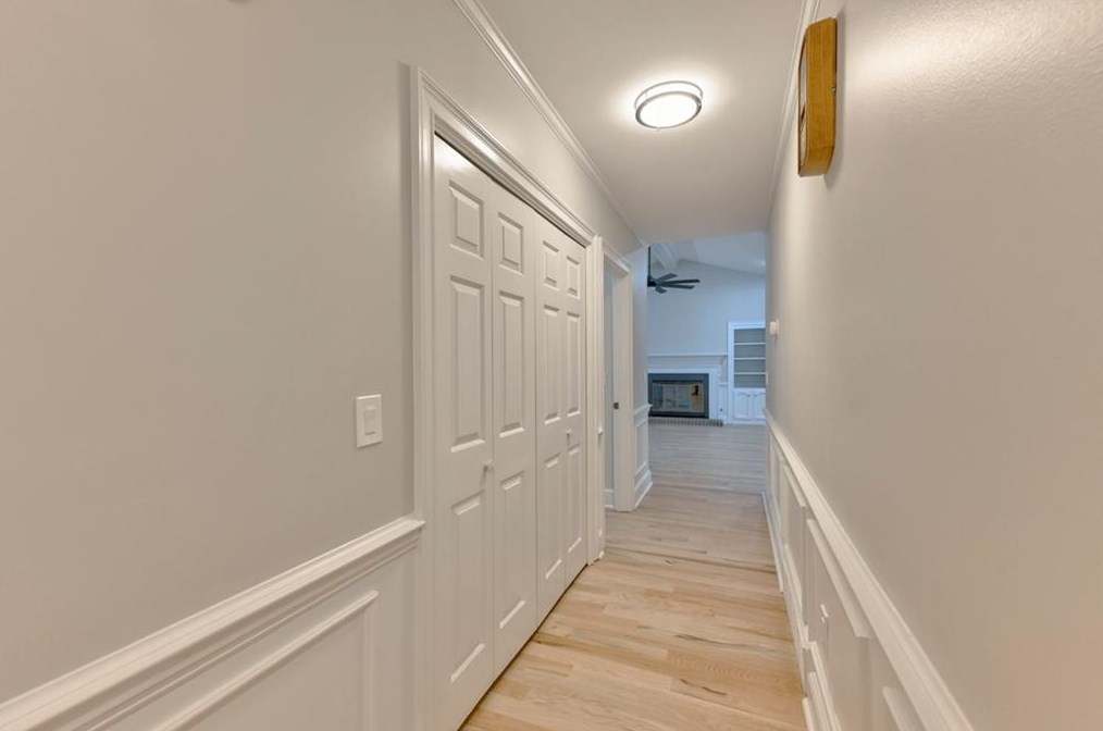 1875 Bedfordshire Ct, Decatur GA  30033-1400 exterior