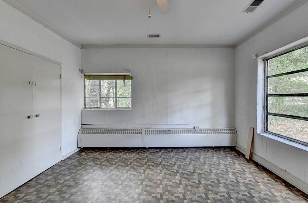 1399 Clairmont Rd, Decatur GA  30033-5311 exterior